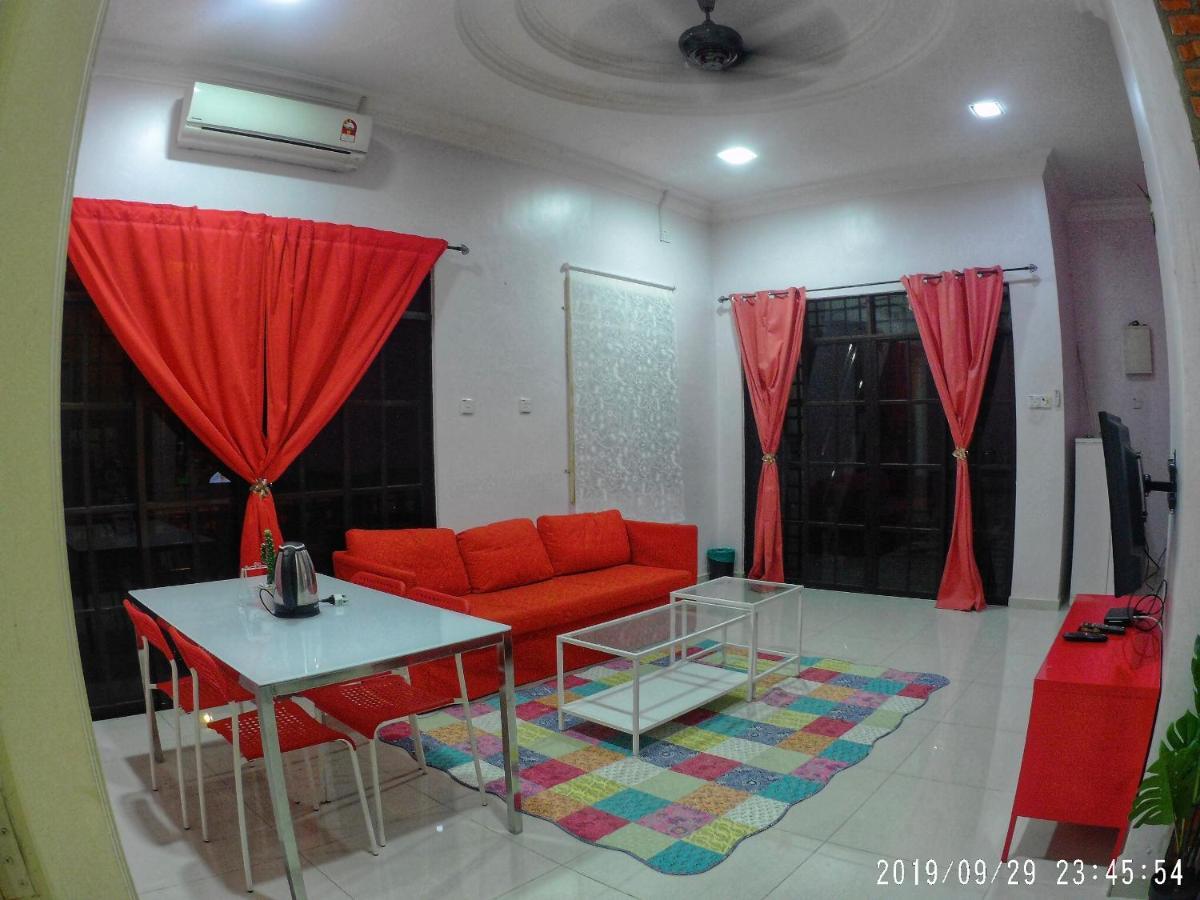 Holiday Homestay دونجون المظهر الخارجي الصورة