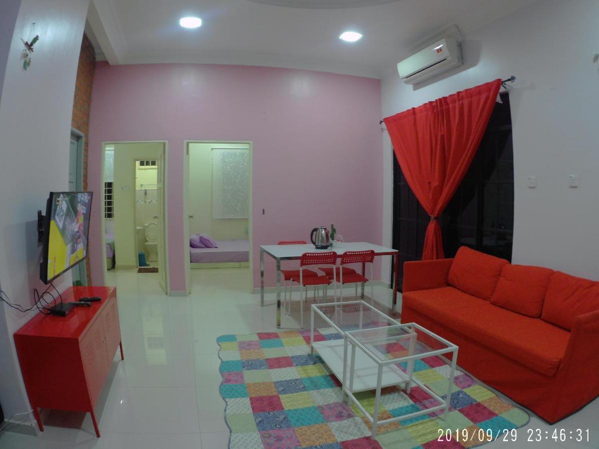 Holiday Homestay دونجون المظهر الخارجي الصورة