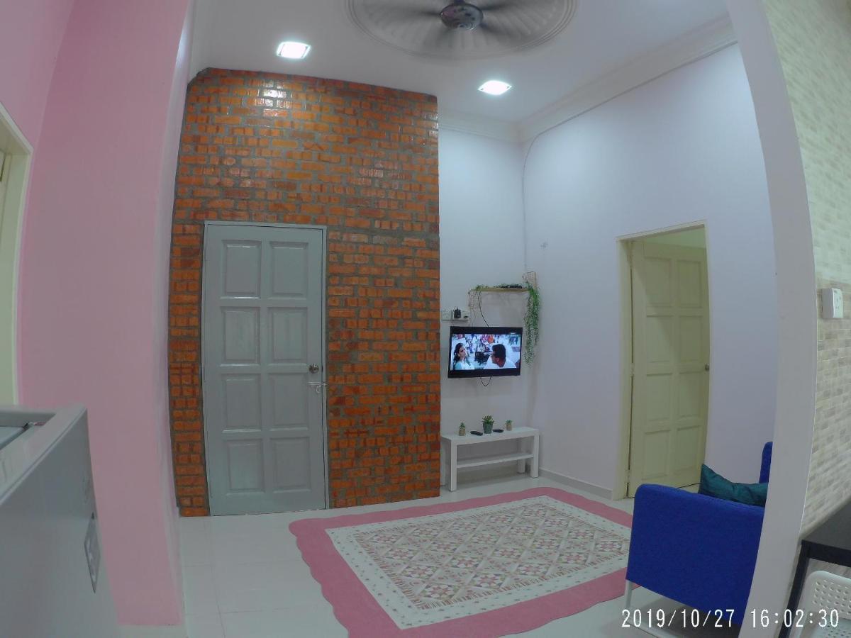 Holiday Homestay دونجون المظهر الخارجي الصورة